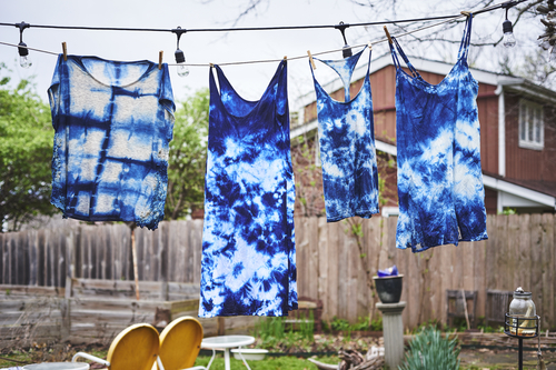 tie dyed clothes hanging line