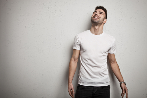 A Man's Guide to Wearing Plain White T-Shirts | The Adair Group