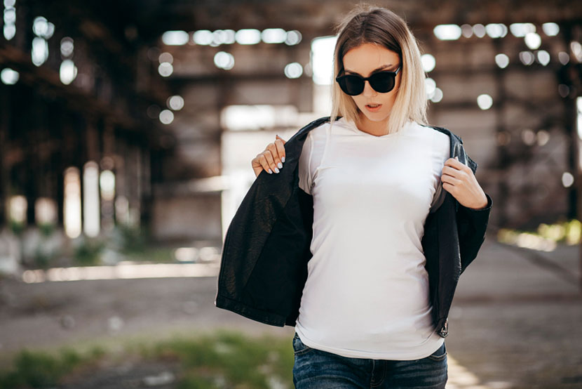 plain black and white t shirt