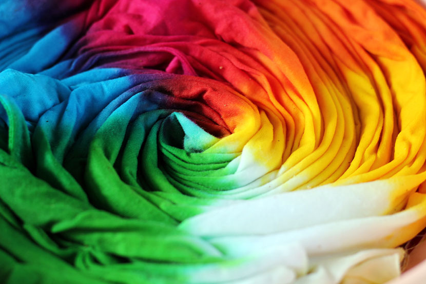 How To Dye Clothes with Food Coloring? (Step-by-Step Guide)